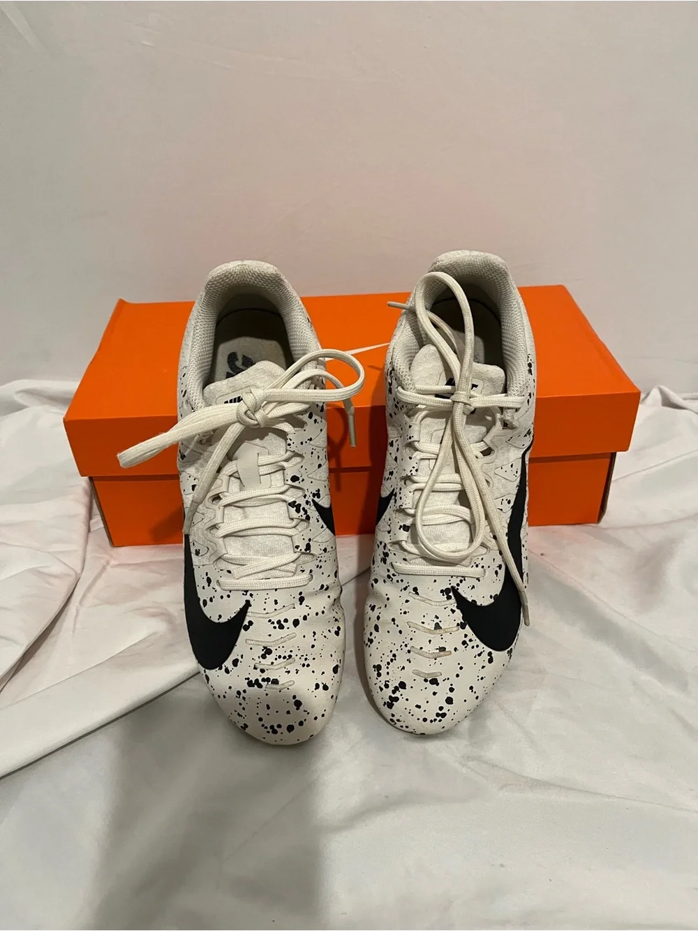 Nike White/Black Speckle Men's Track Spikes size 6.5 womens size 8